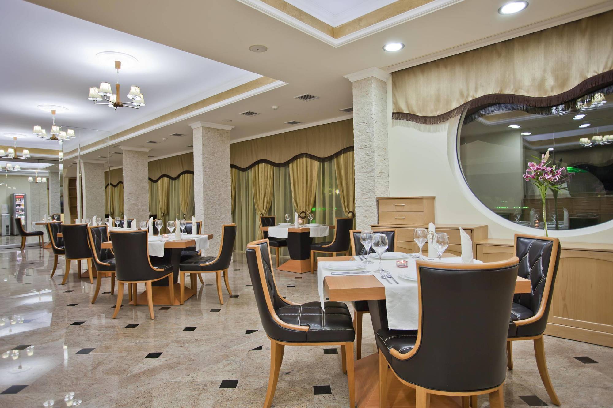 Hotel Incognito Pomorie Ngoại thất bức ảnh