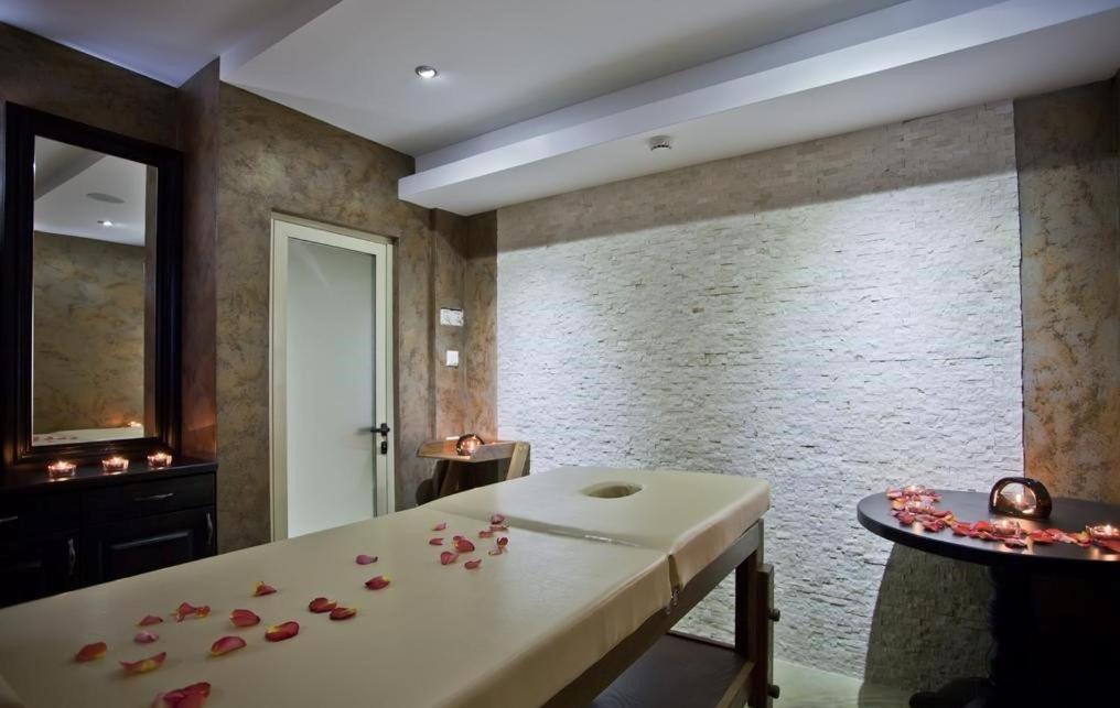Hotel Incognito Pomorie Ngoại thất bức ảnh